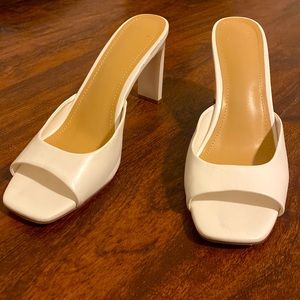 Size 10 slightly worn white heels